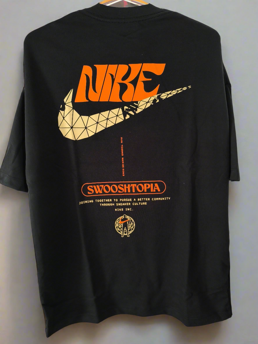 Remera Oversized NK Swooshtopia