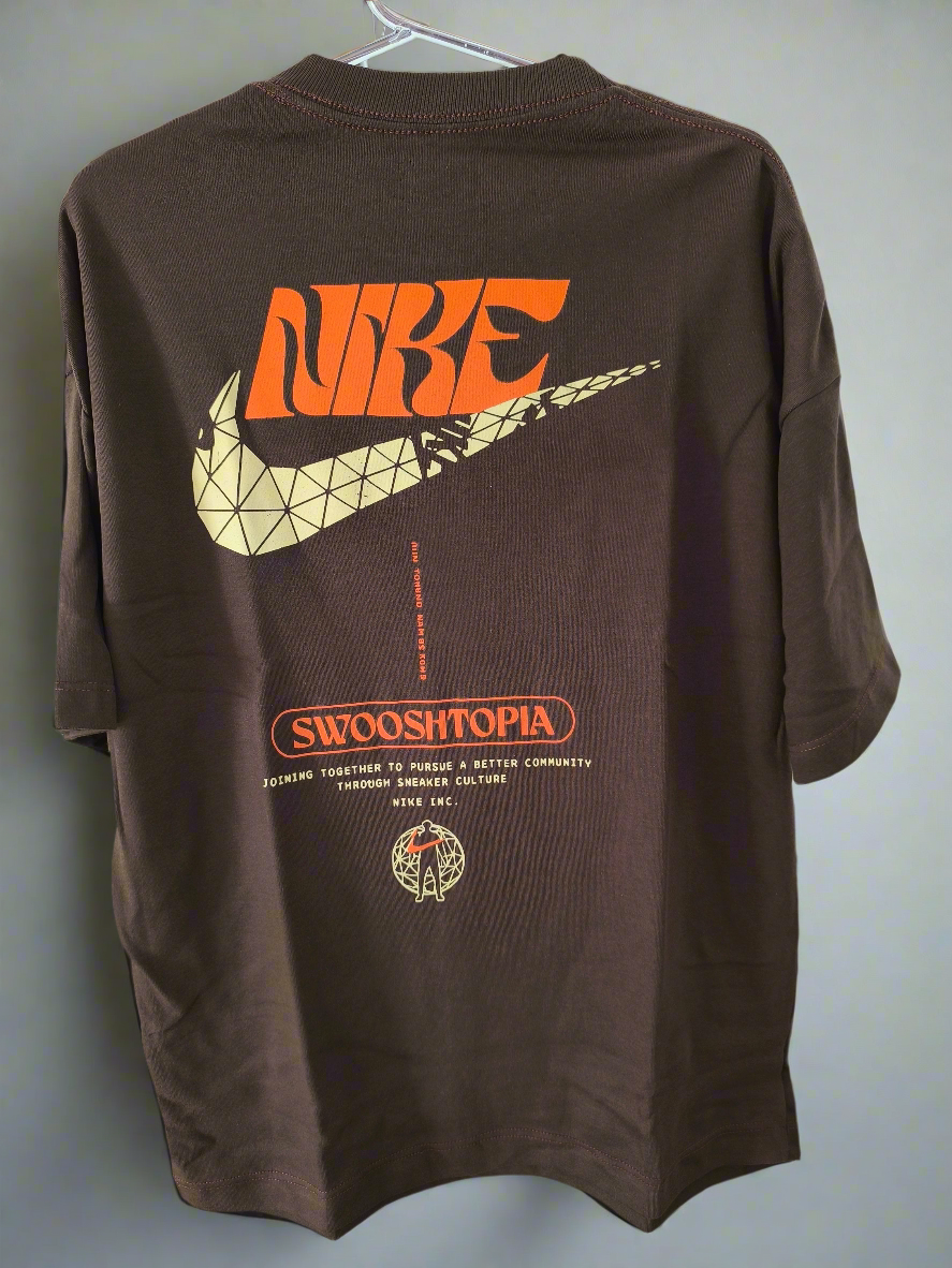 Remera Oversized NK Swooshtopia