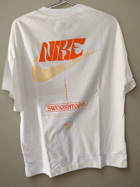 Remera Oversized NK Swooshtopia