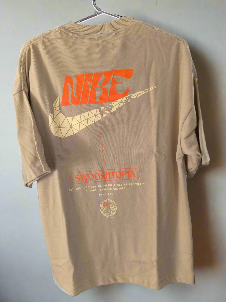 Remera Oversized NK Swooshtopia