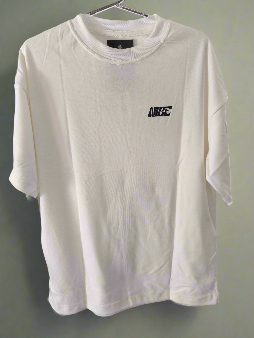 Remera Oversized NK Swooshtopia