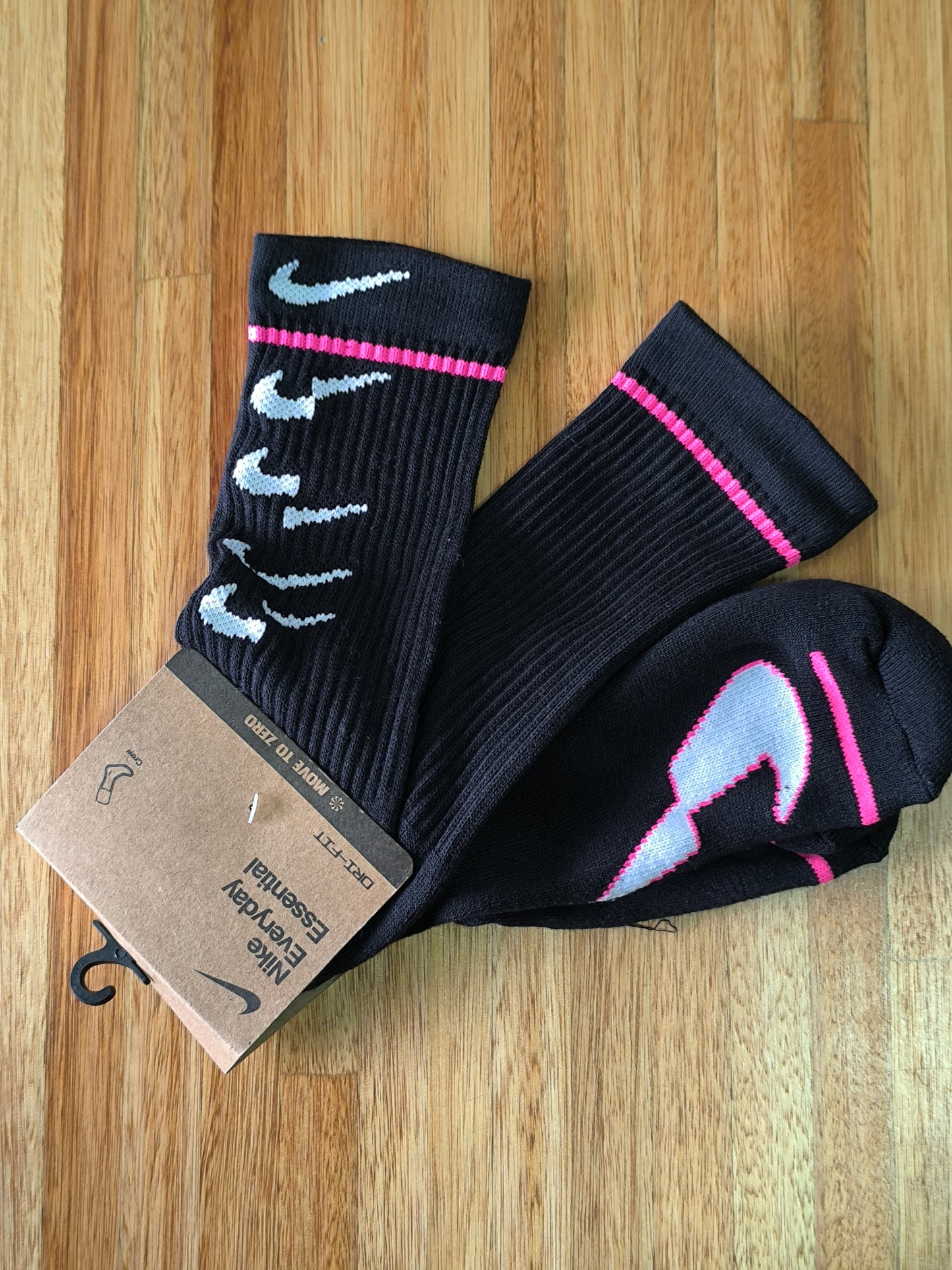 Medias negras NK pink details