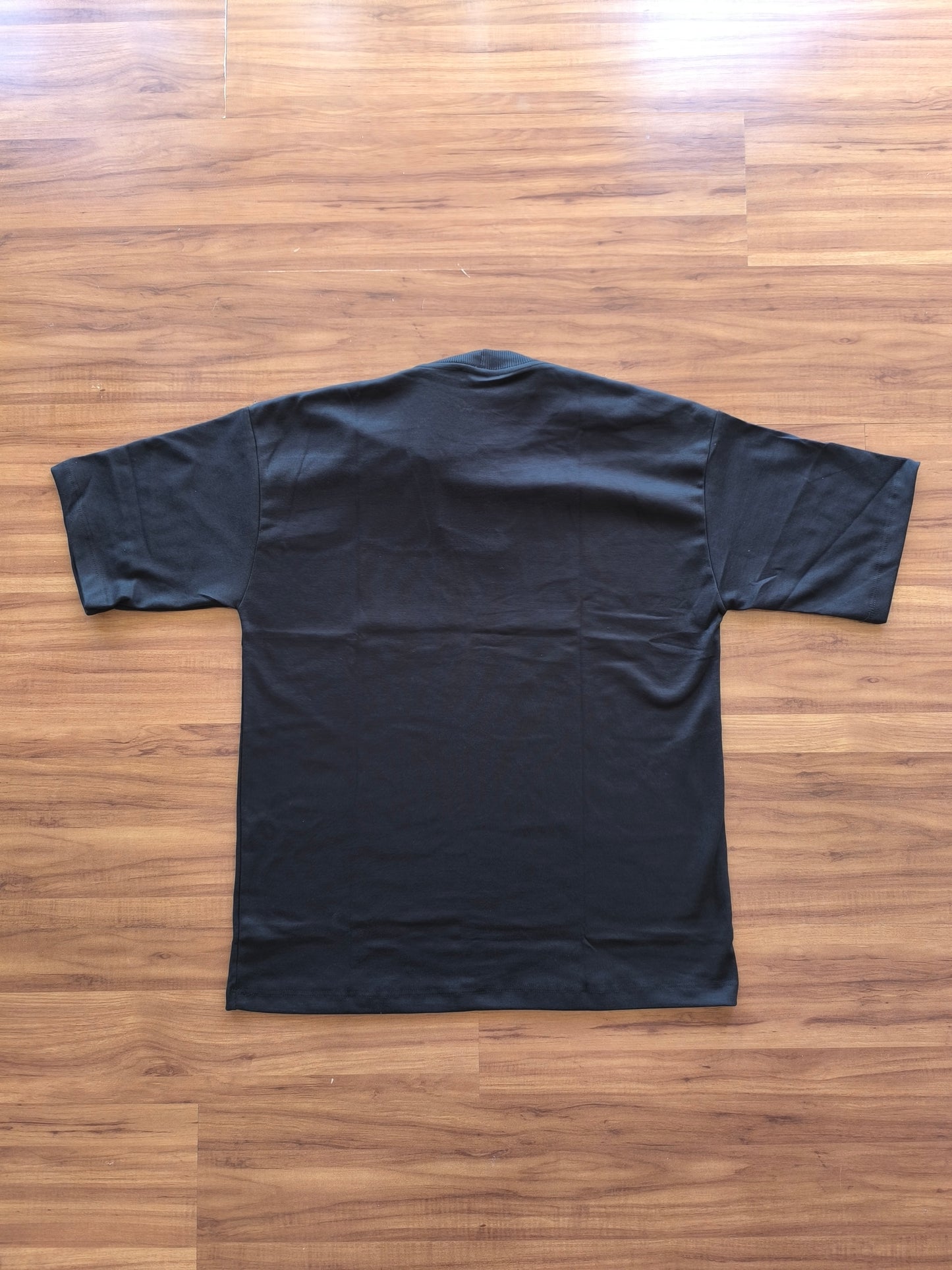 Remera Oversized Bordada ADI Alpha