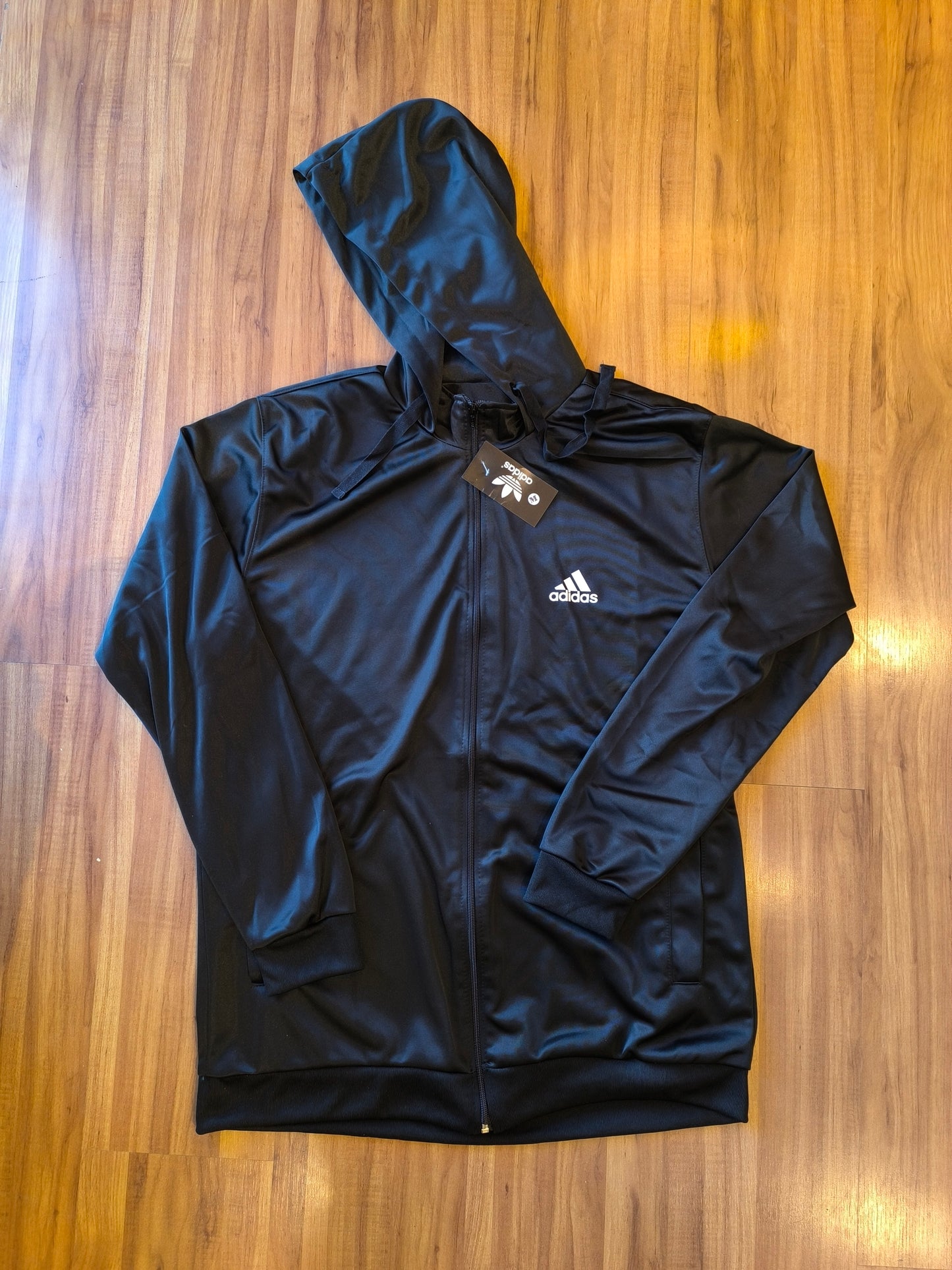 Campera Deportiva ADI Essential