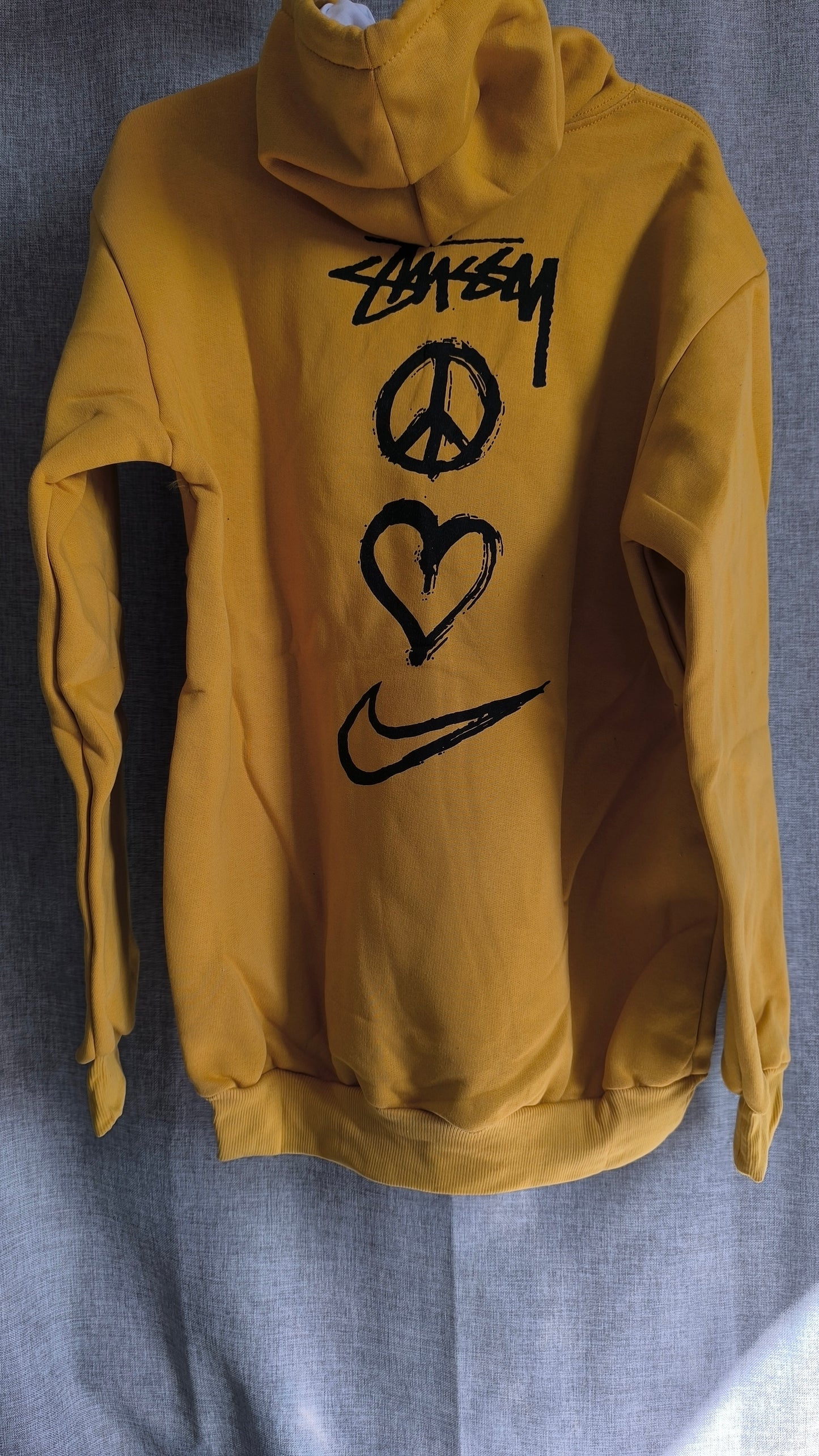 Buzo Canguro STSY Peace & Love