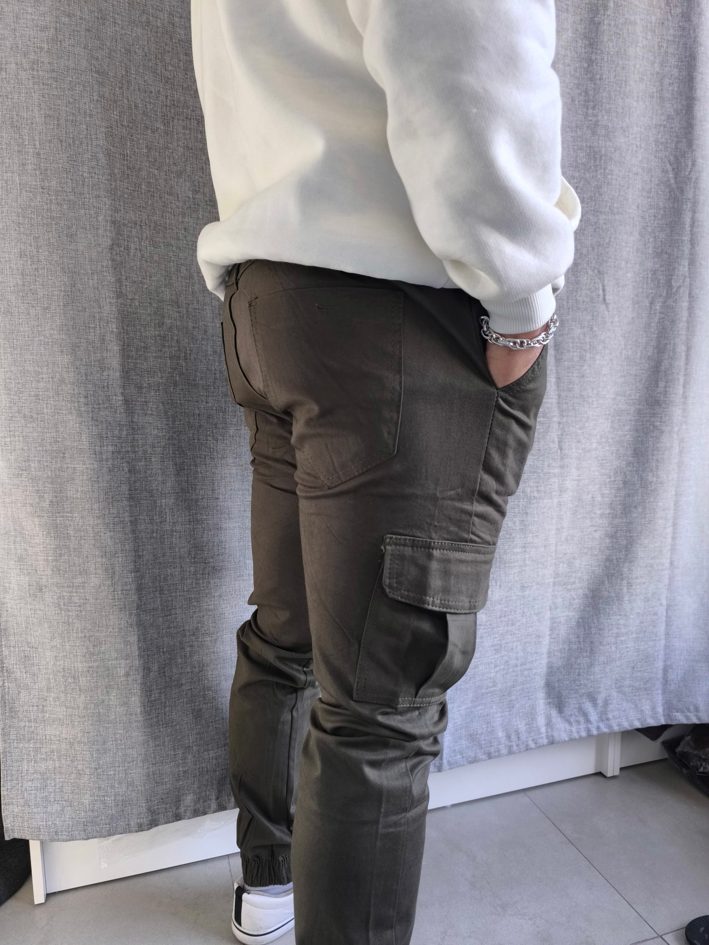 Pantalon Cargo HGH con puños, Verde