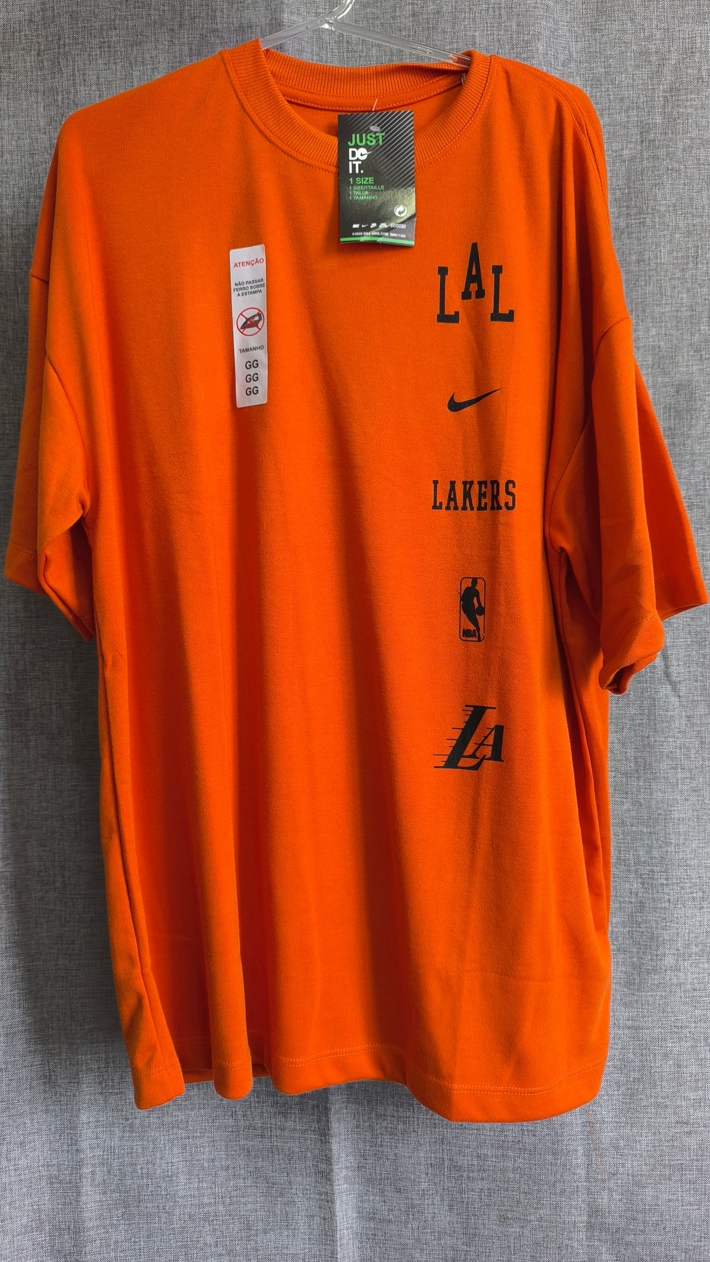 Remera Oversized "NK Lakers"