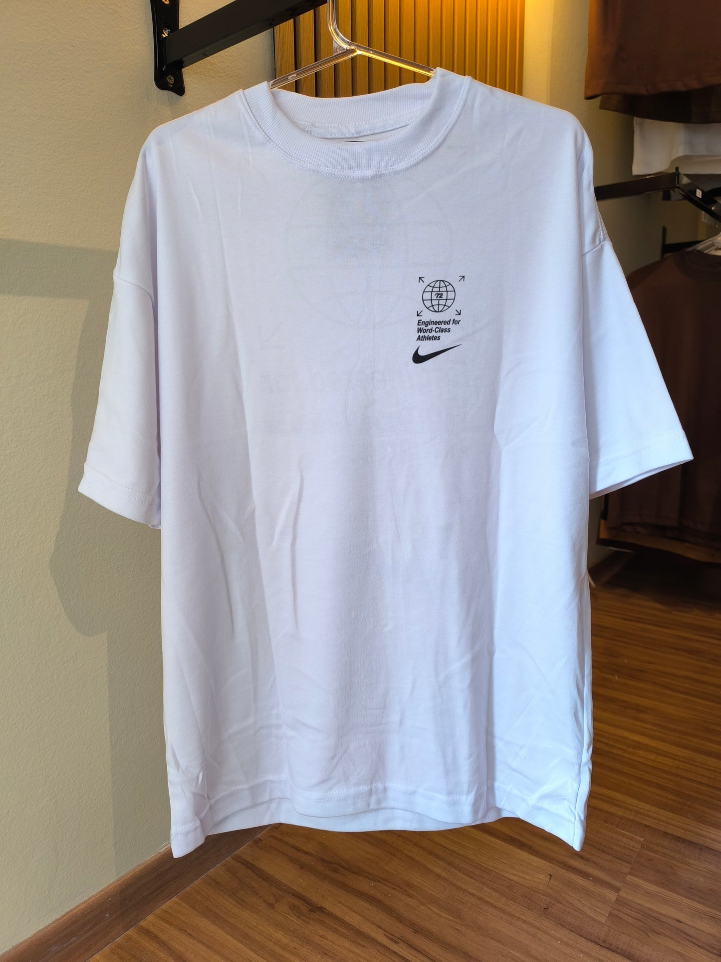 Remera Oversized NK World Class