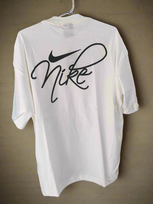 Remera Oversized NK Swoosh Script