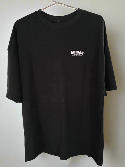 Remera Oversized ADI Trefoil Legacy