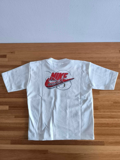 Remera Oversized NK Laces