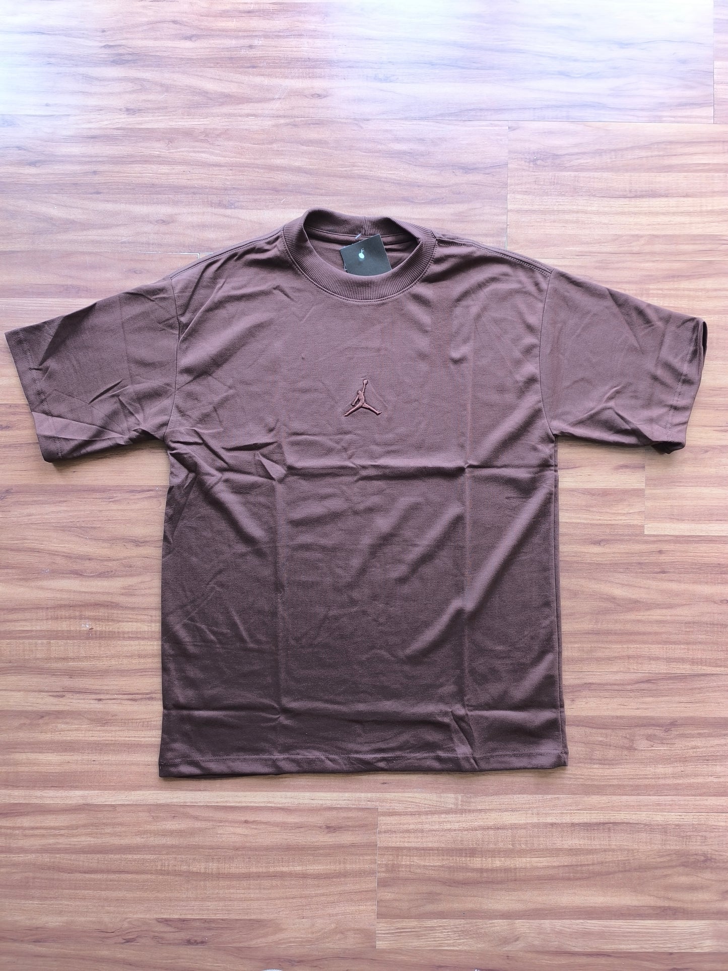 Remera Oversized Bordada JDN Source Code