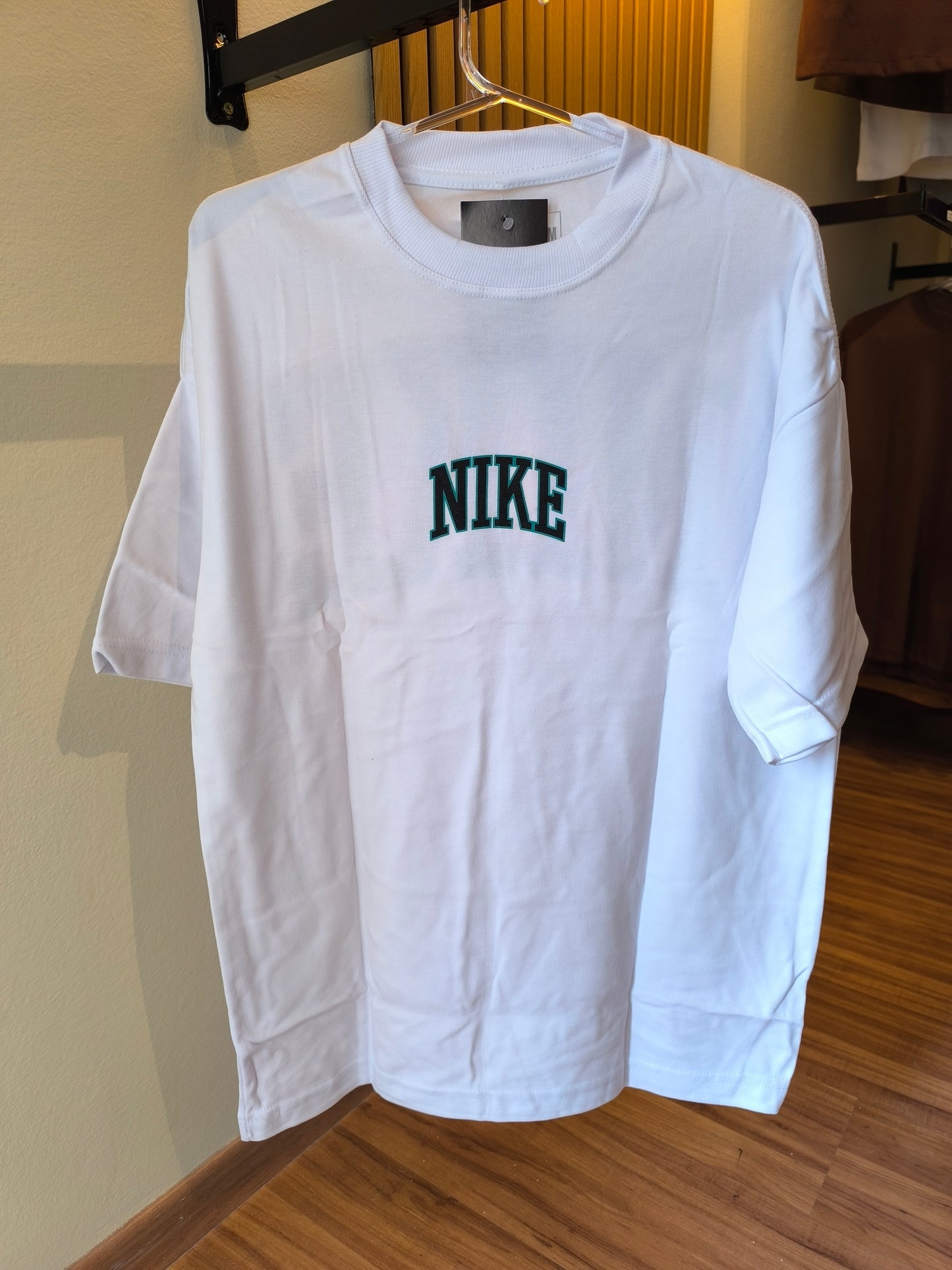 Remera Oversized NK Champions 1972