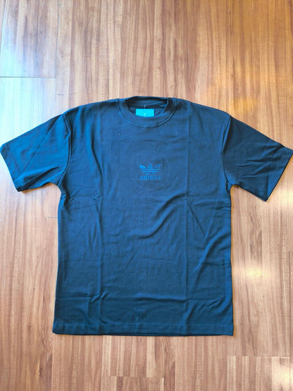 Remera Oversized Bordada ADI Basiq