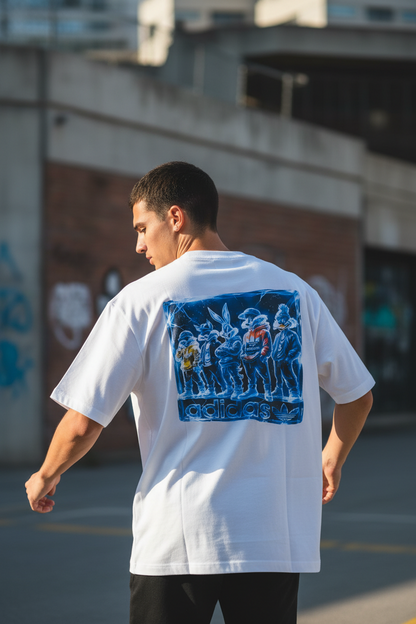 Remera Oversized ADI Iced Toons