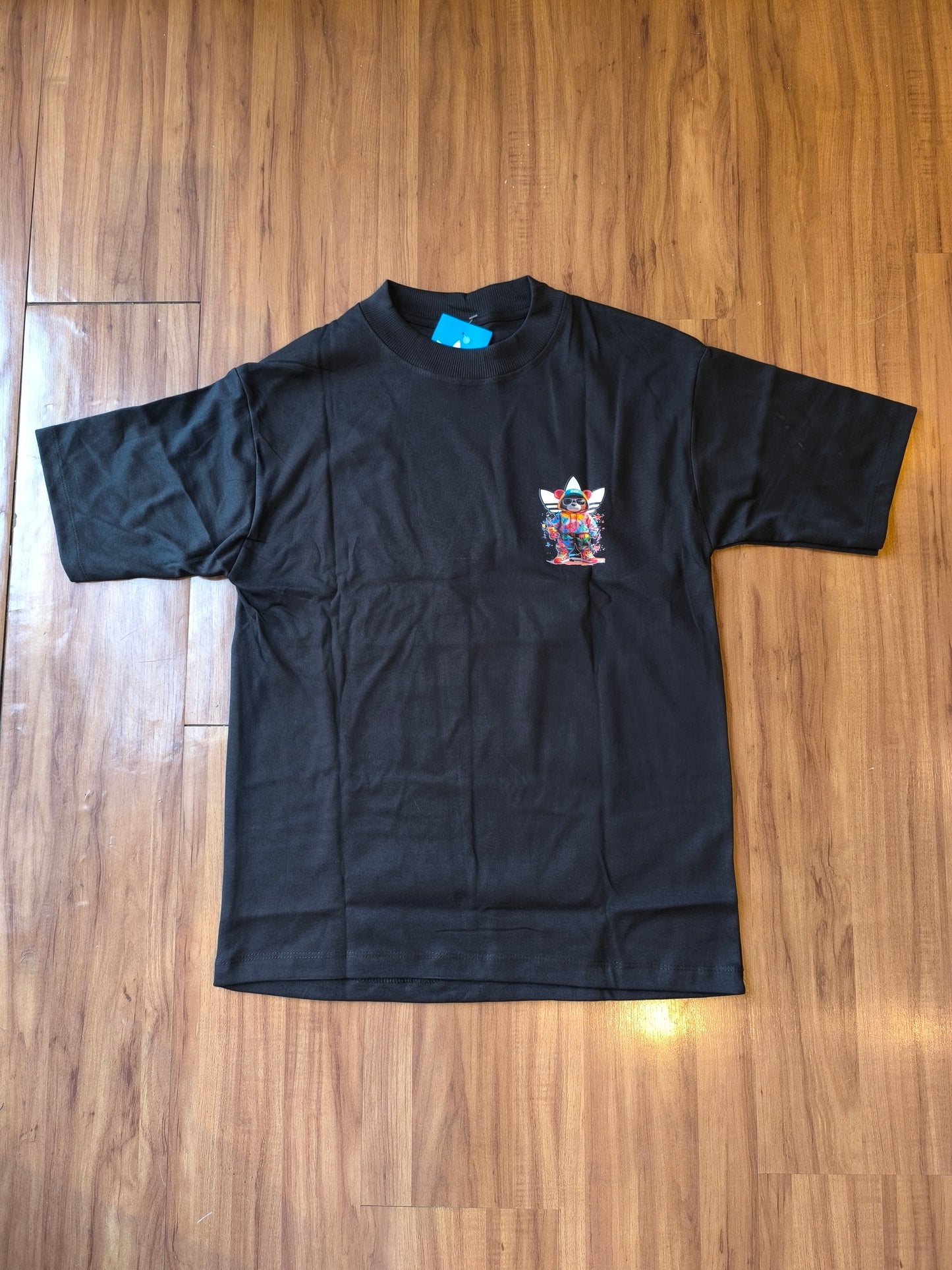 Remera Oversized ADI Corky