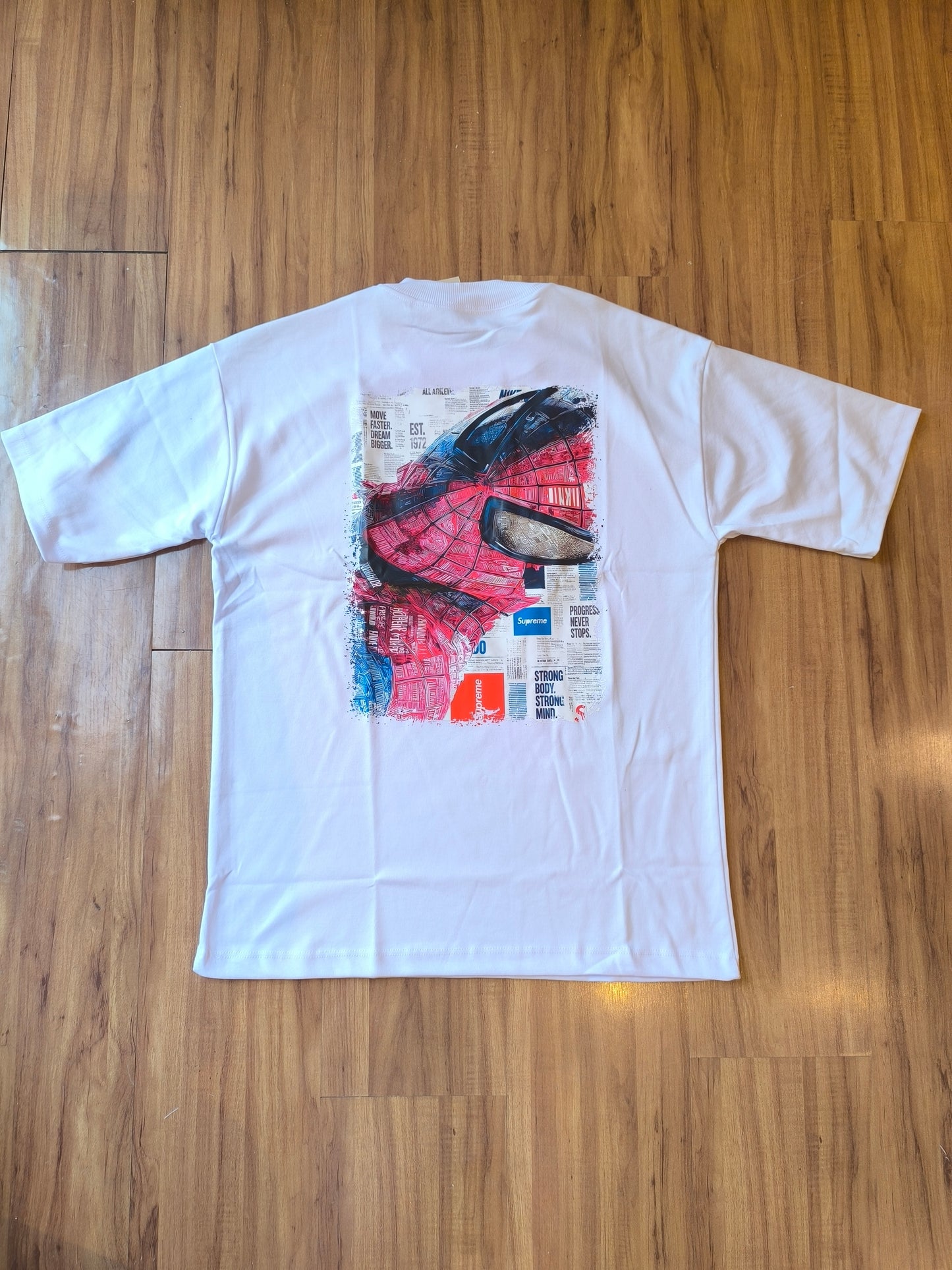 Remera Oversized SPRME Spiderman