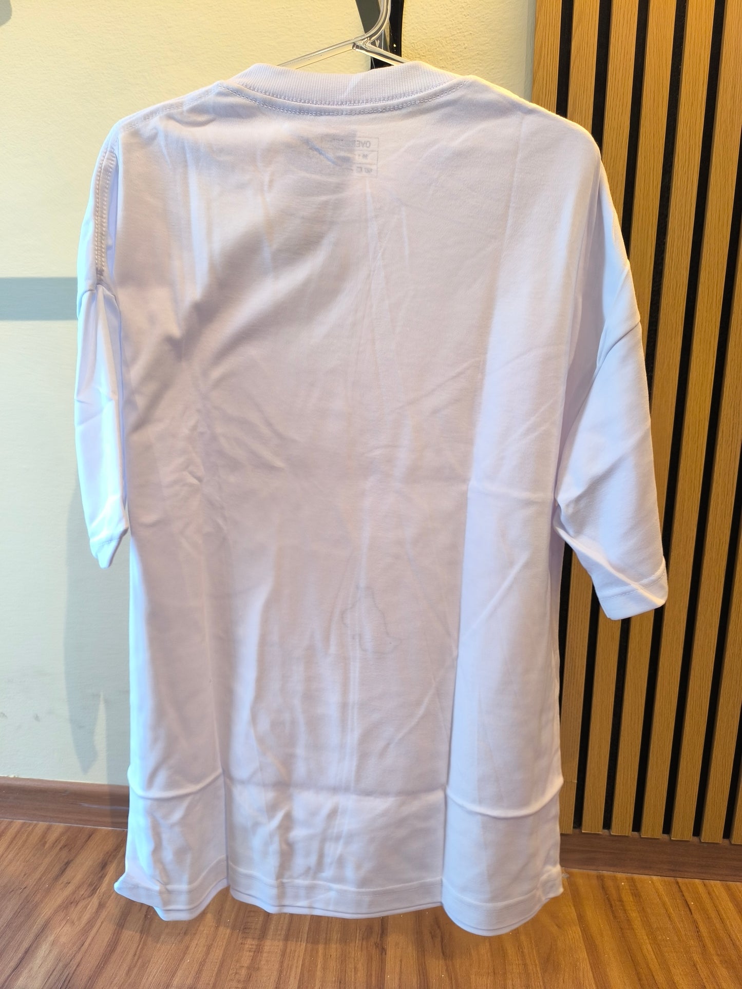 Remera Oversized ADI Bordada Classic