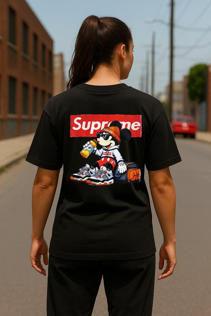 Remera Oversized SUPRM Icon Clash