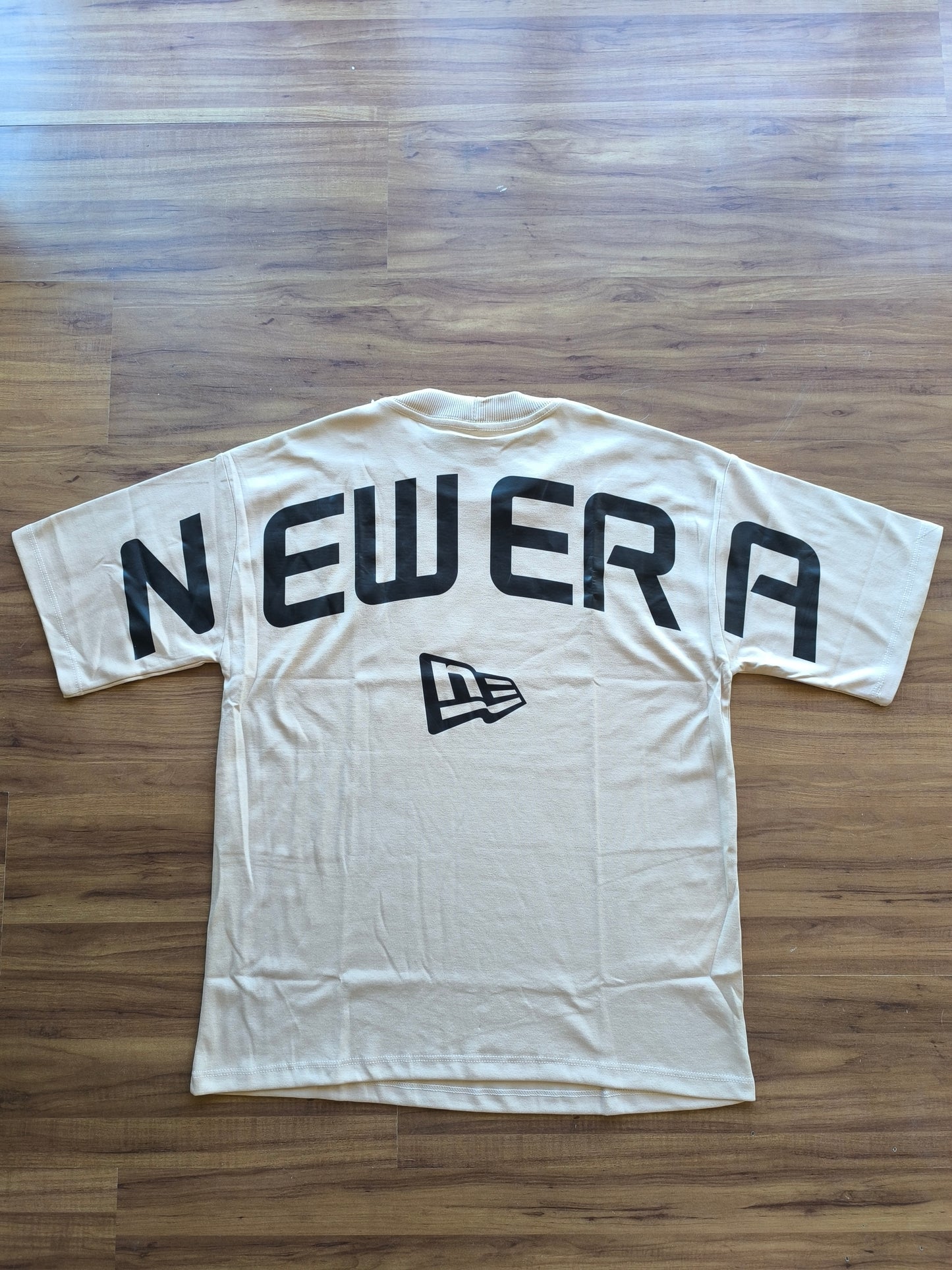 Remera Oversized NE Genesis