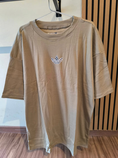 Remera Oversized ADI Finish Flag