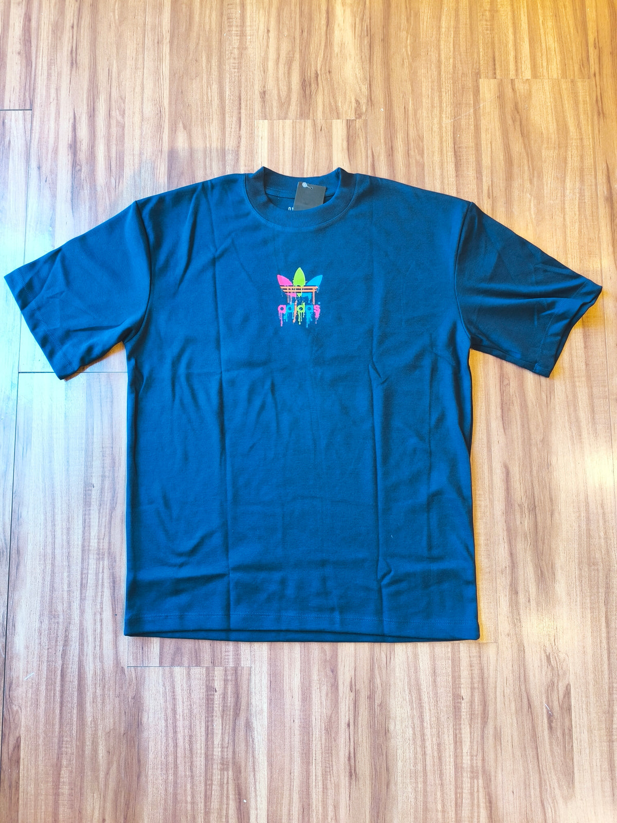 Remera Oversized ADI Meltdown