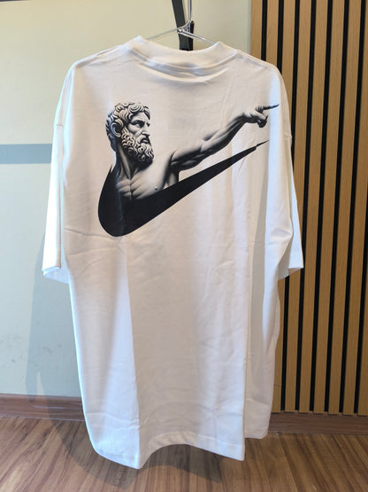 Remera Oversized NK Zeus