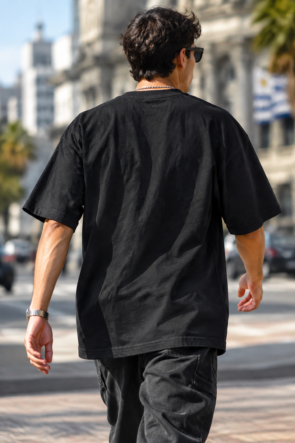 Remera Oversized Bordada ADI