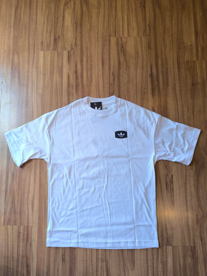 Remera Oversized ADI Property