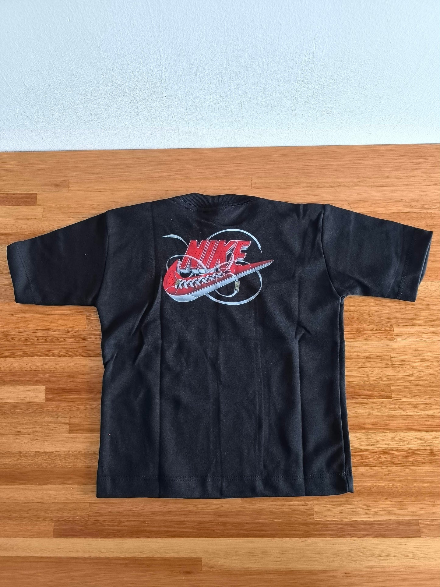 Remera Oversized NK Laces