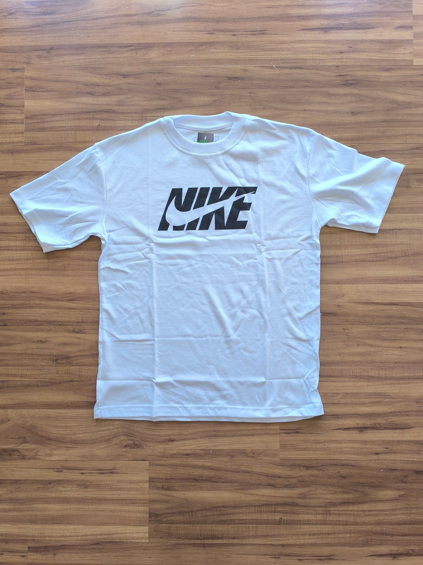 Remera Oversized NK Clean Code