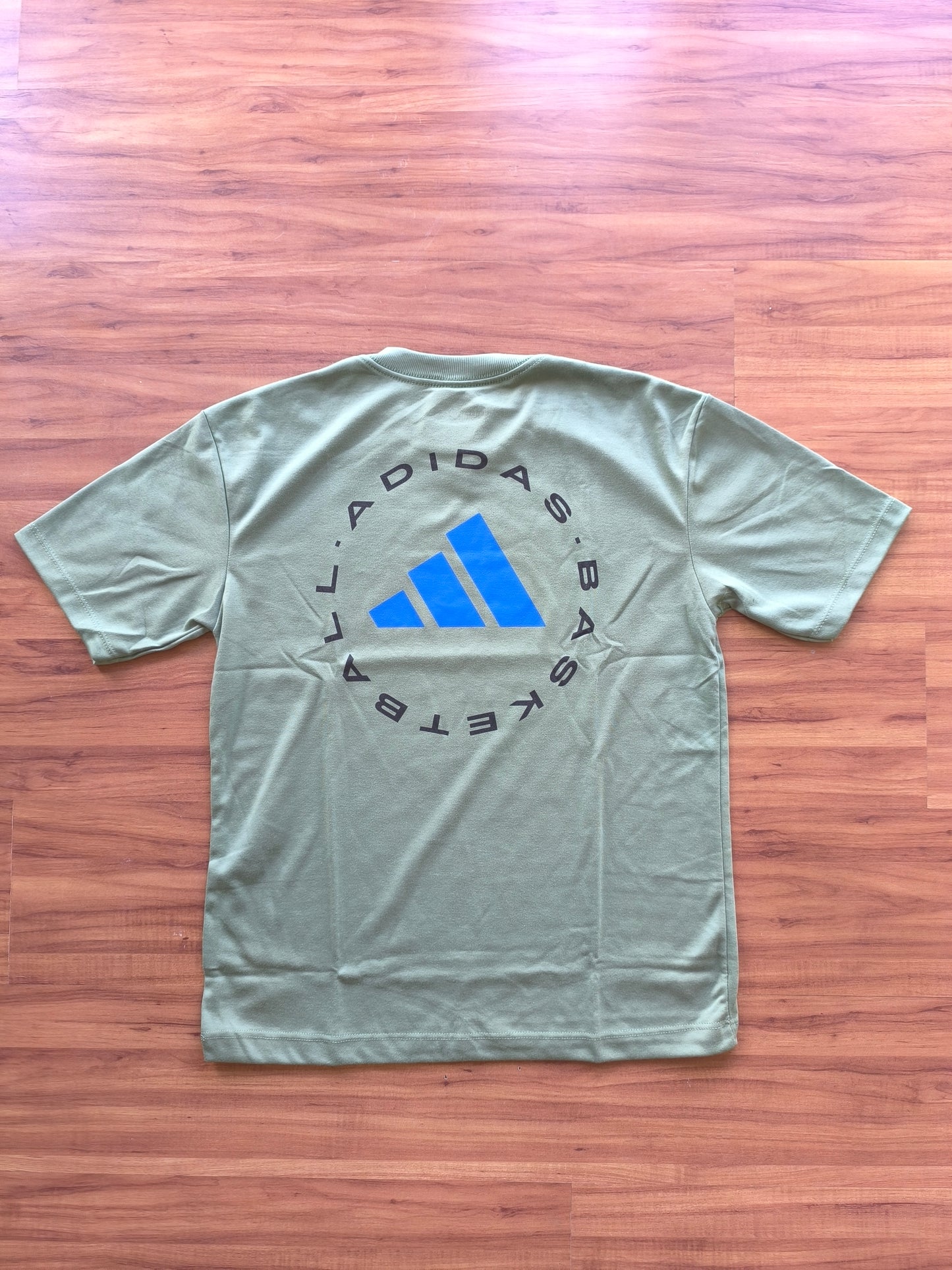 Remera Oversized ADI Basketball Court