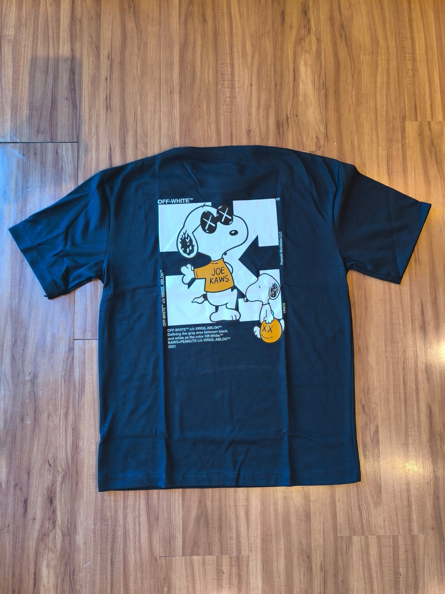 Remera Oversized OW Joe Kaws