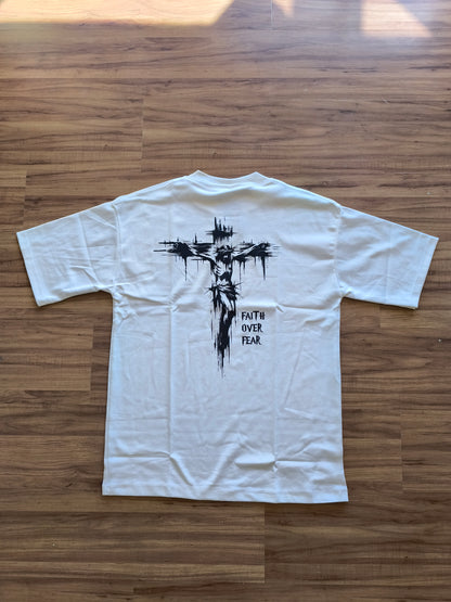 Remera Oversized Faith Over Fear