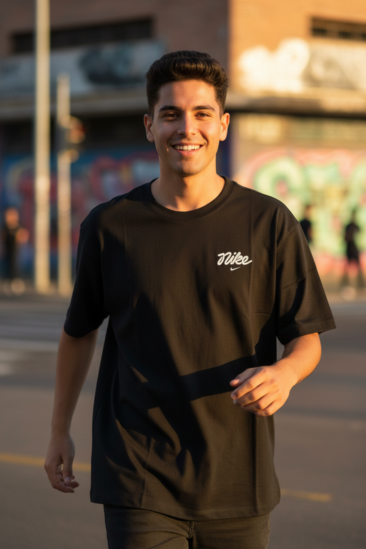 Remera Oversized NK King of Kicks