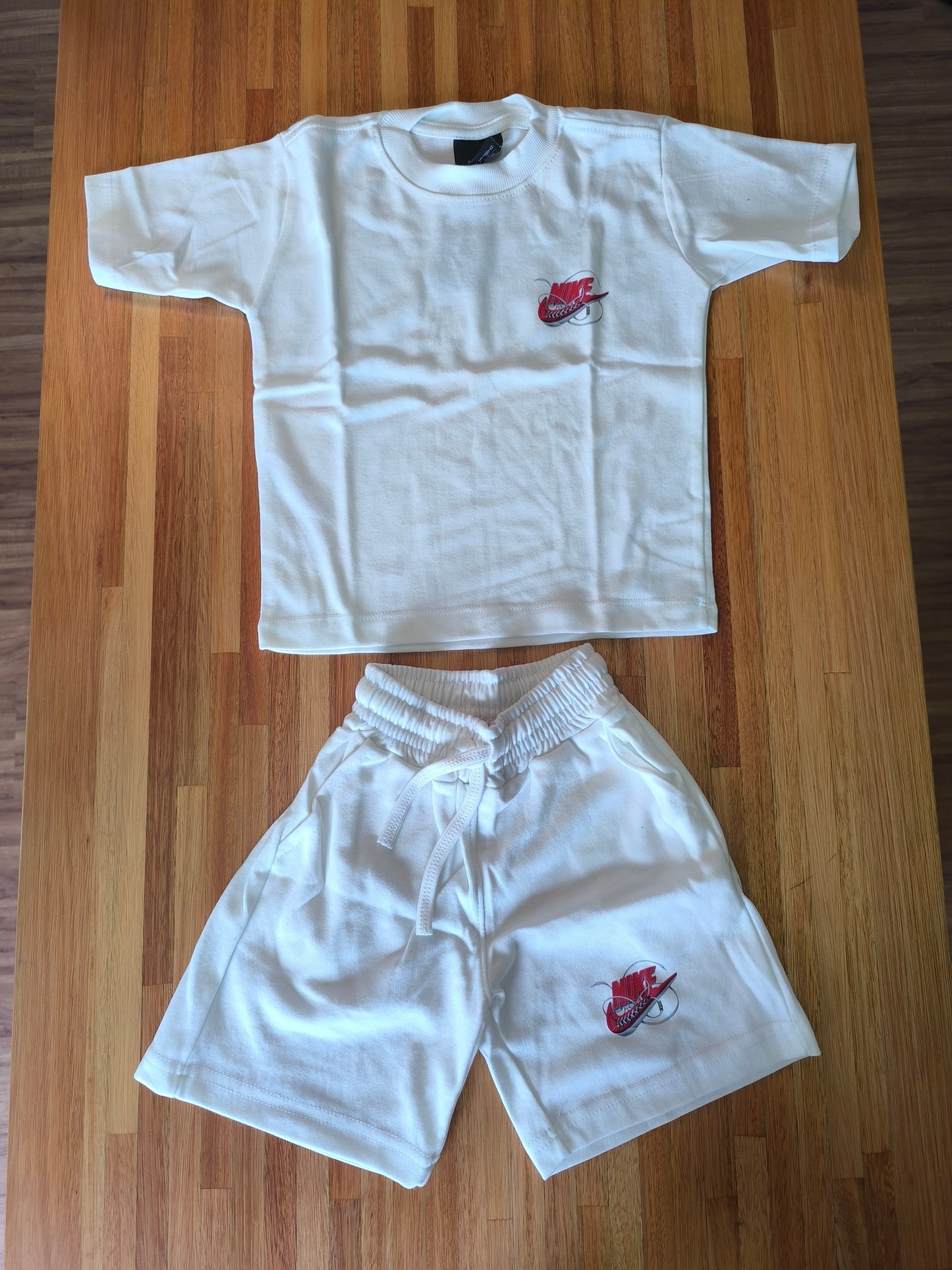 Conjunto Remera y Short NK Laces