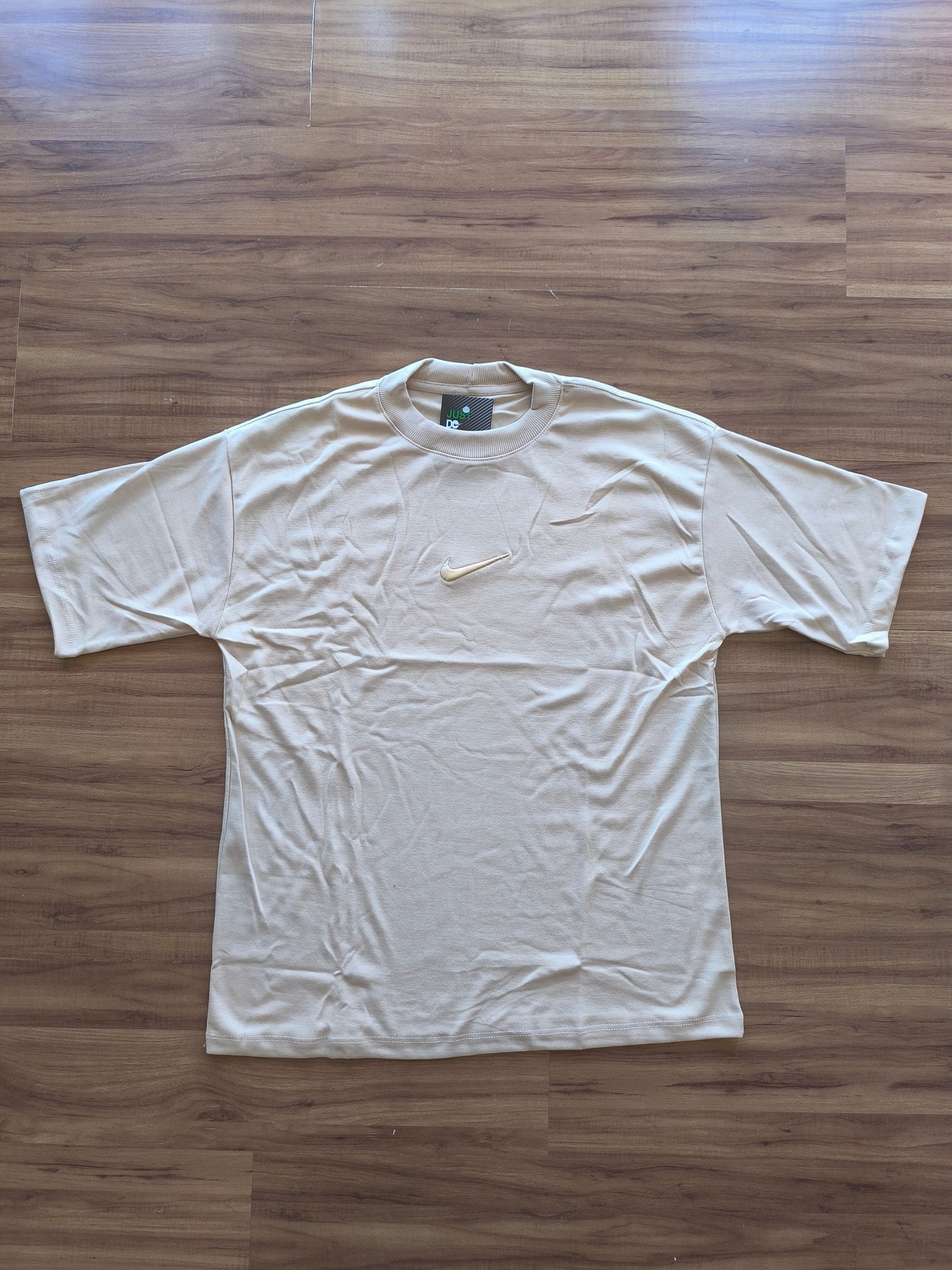 Remera Oversized Bordada NK District