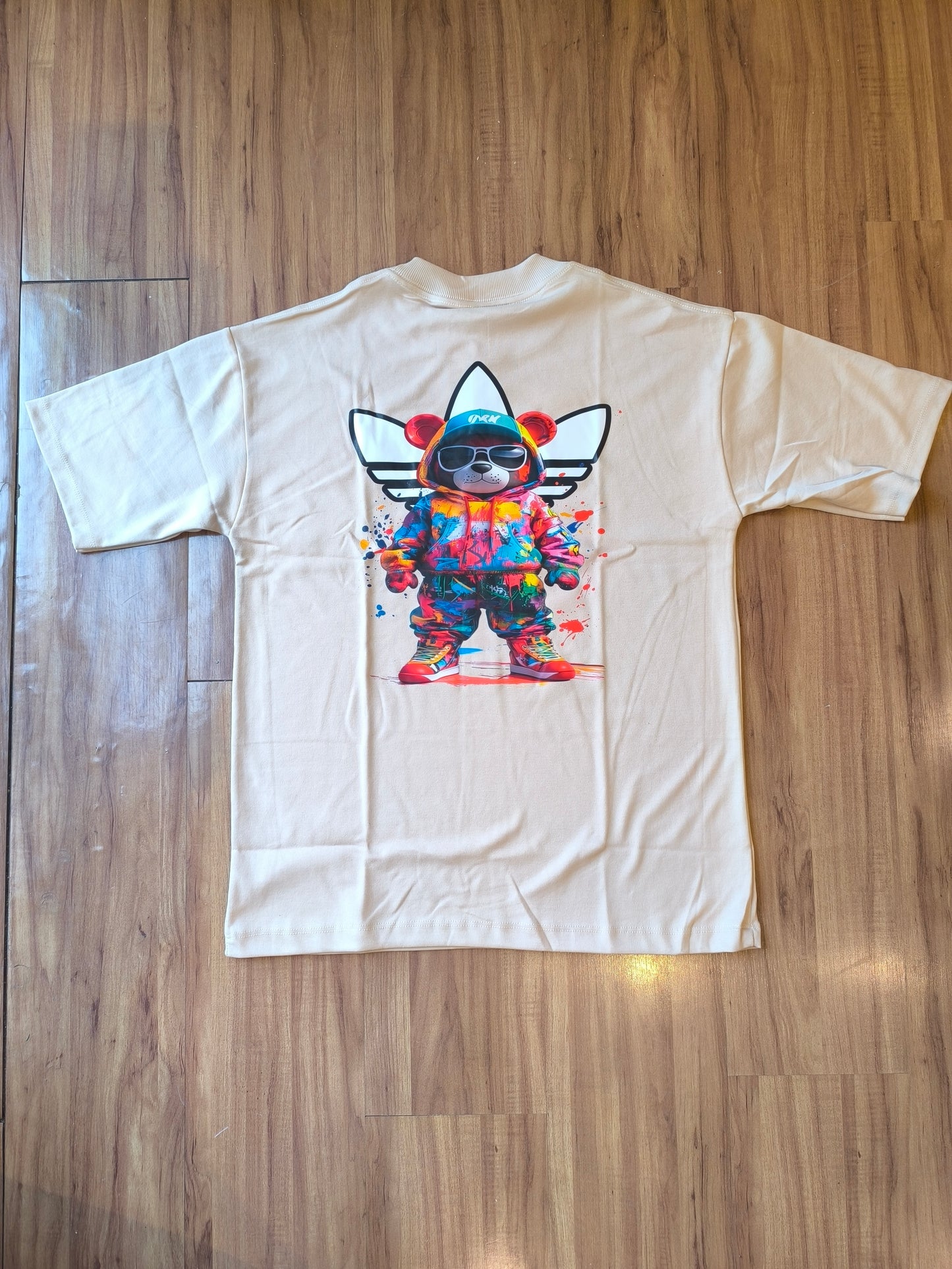 Remera Oversized ADI Corky