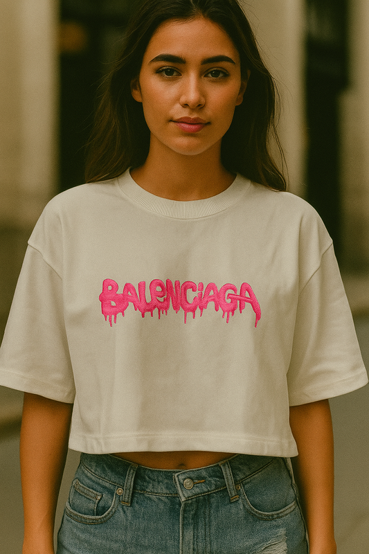 Cropped Oversized Blg Graffiti Kiss