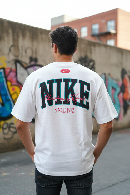 Remera Oversized NK Champions 1972