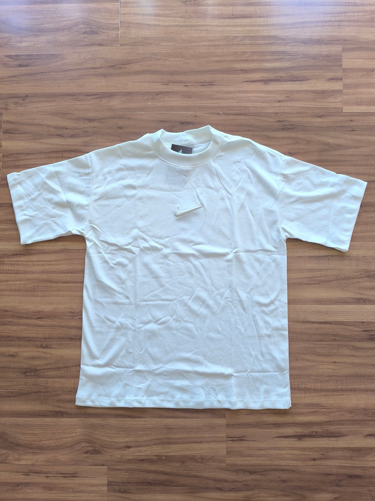 Remera Oversized Bordada NK District