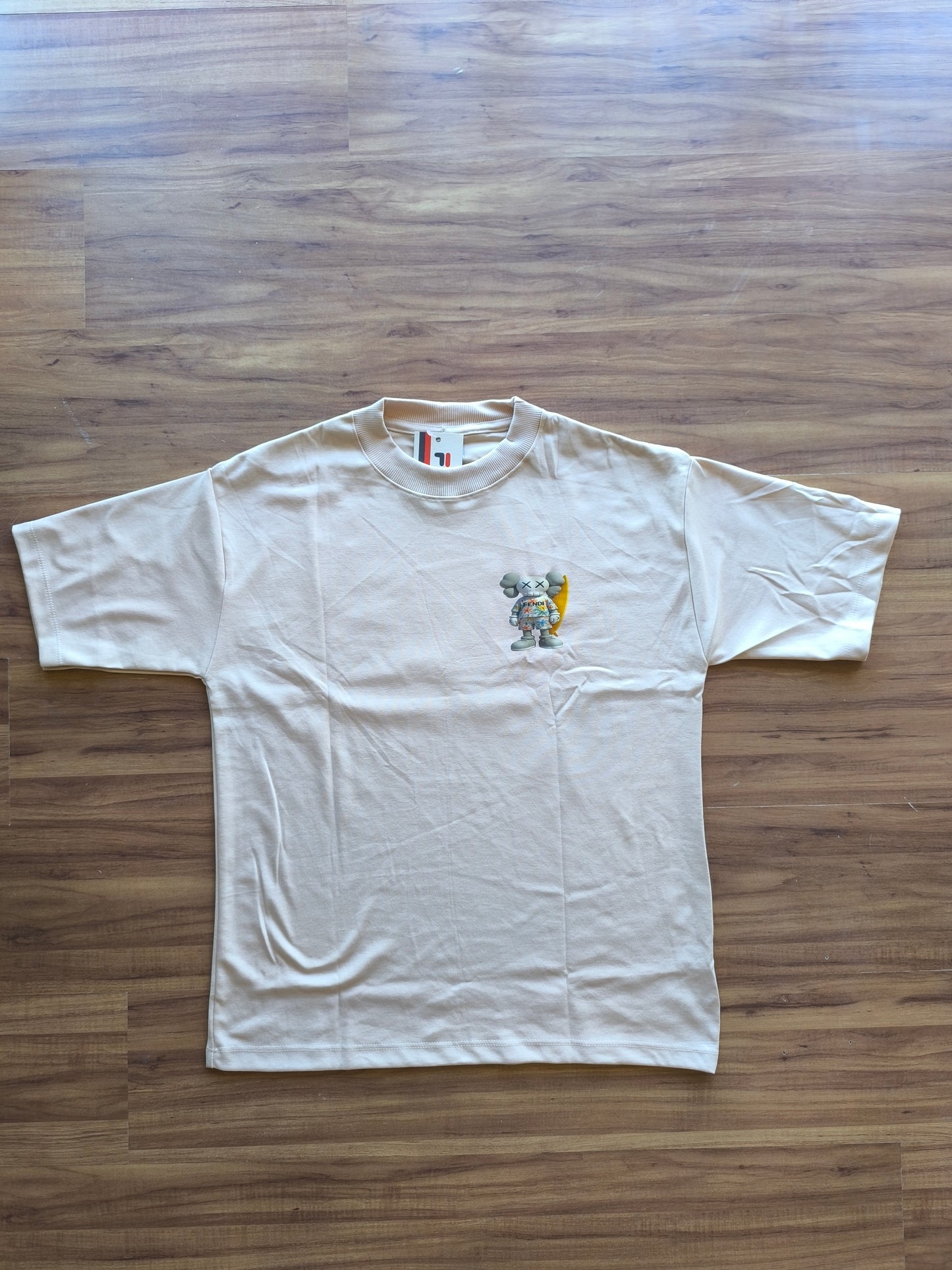 Remera Oversized FNDI Beach Kaws