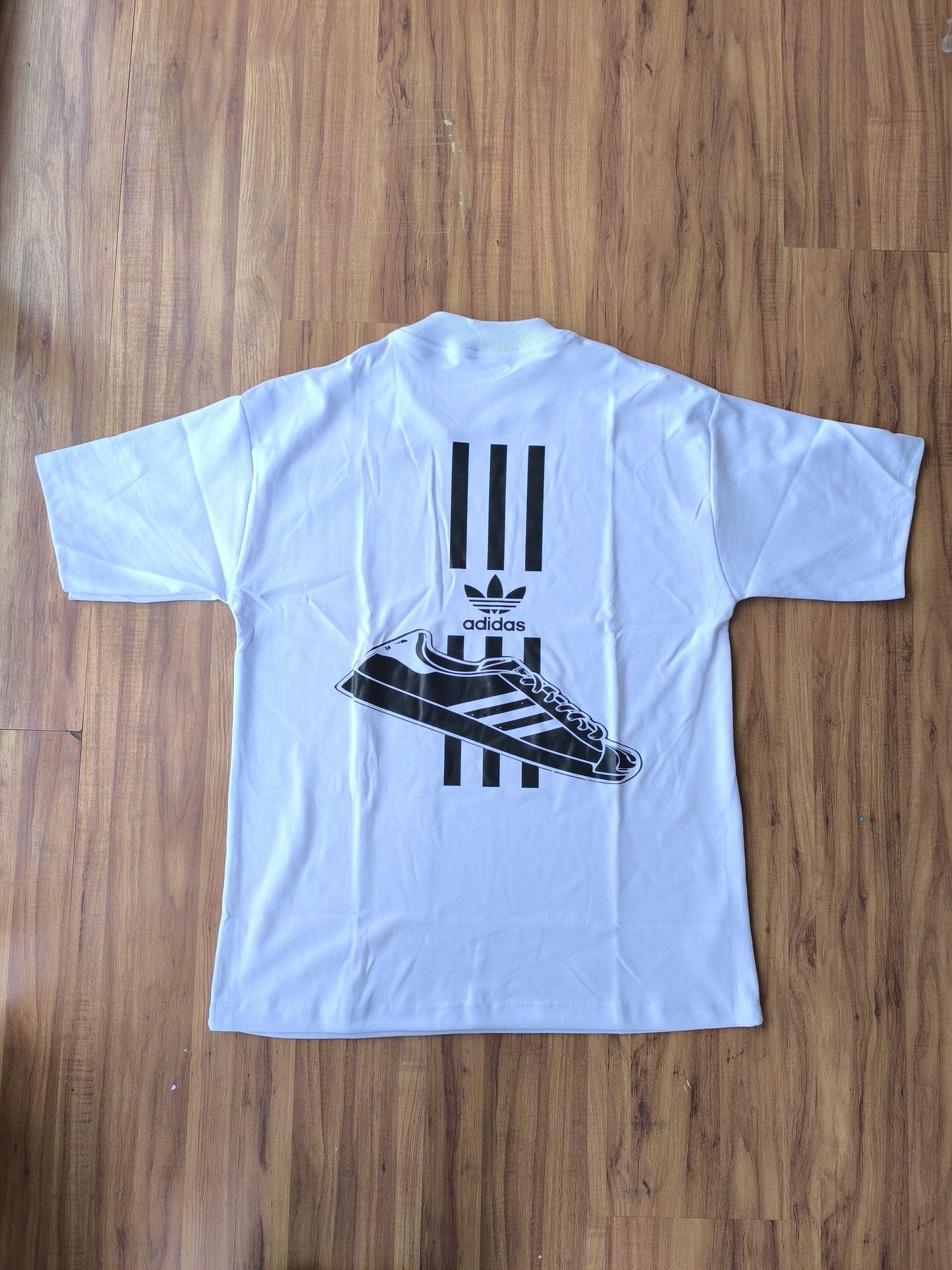 Remera Oversized ADI Sneaker Club