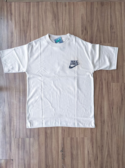 Remera Oversized NK Street Art