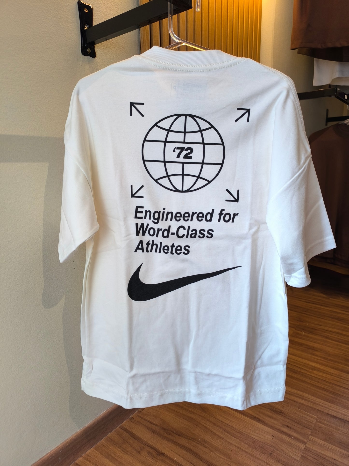 Remera Oversized NK World Class