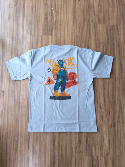 Remera Oversized NK Freedom
