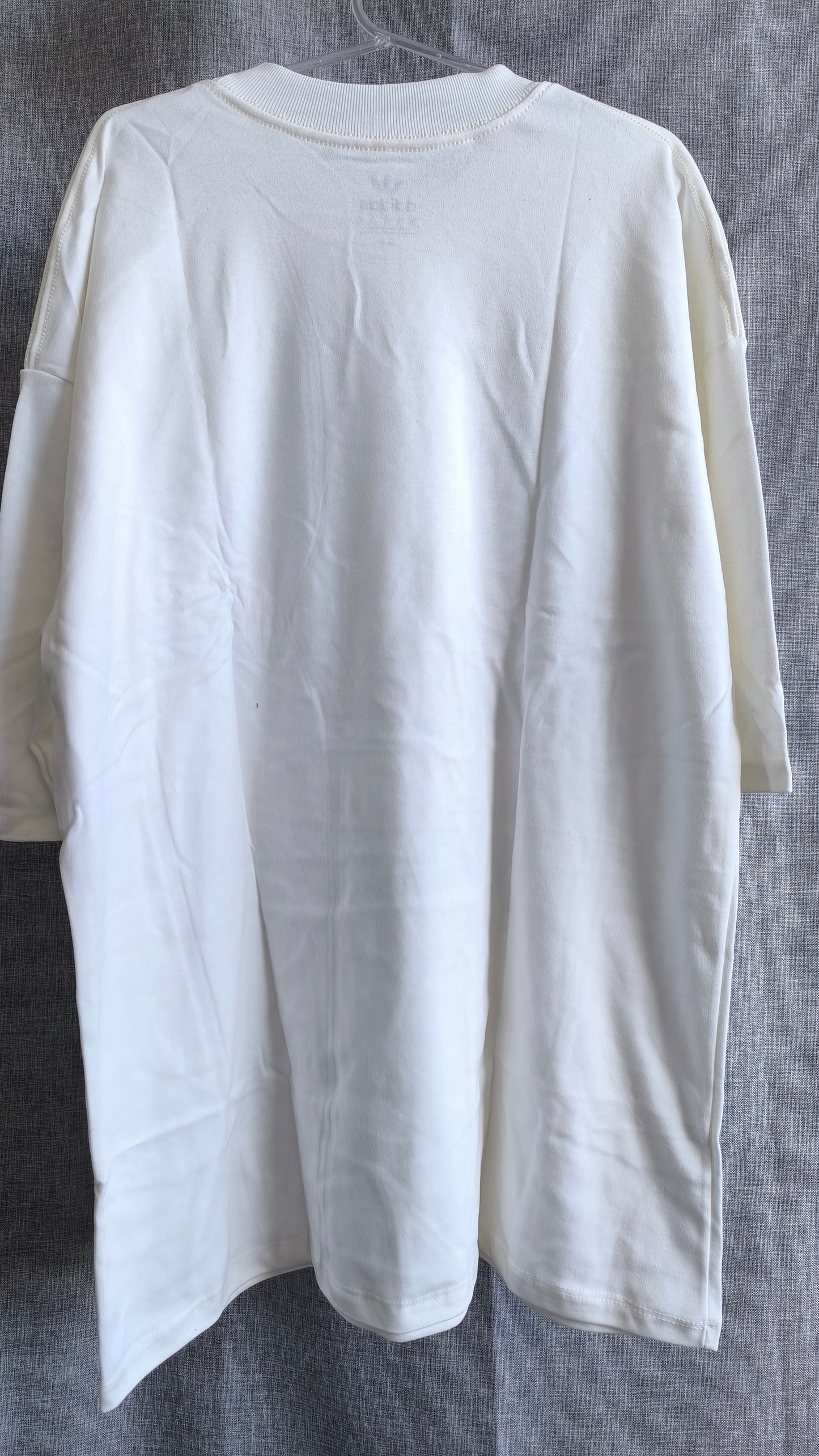 Remera Plus Size ADI Retro Roots