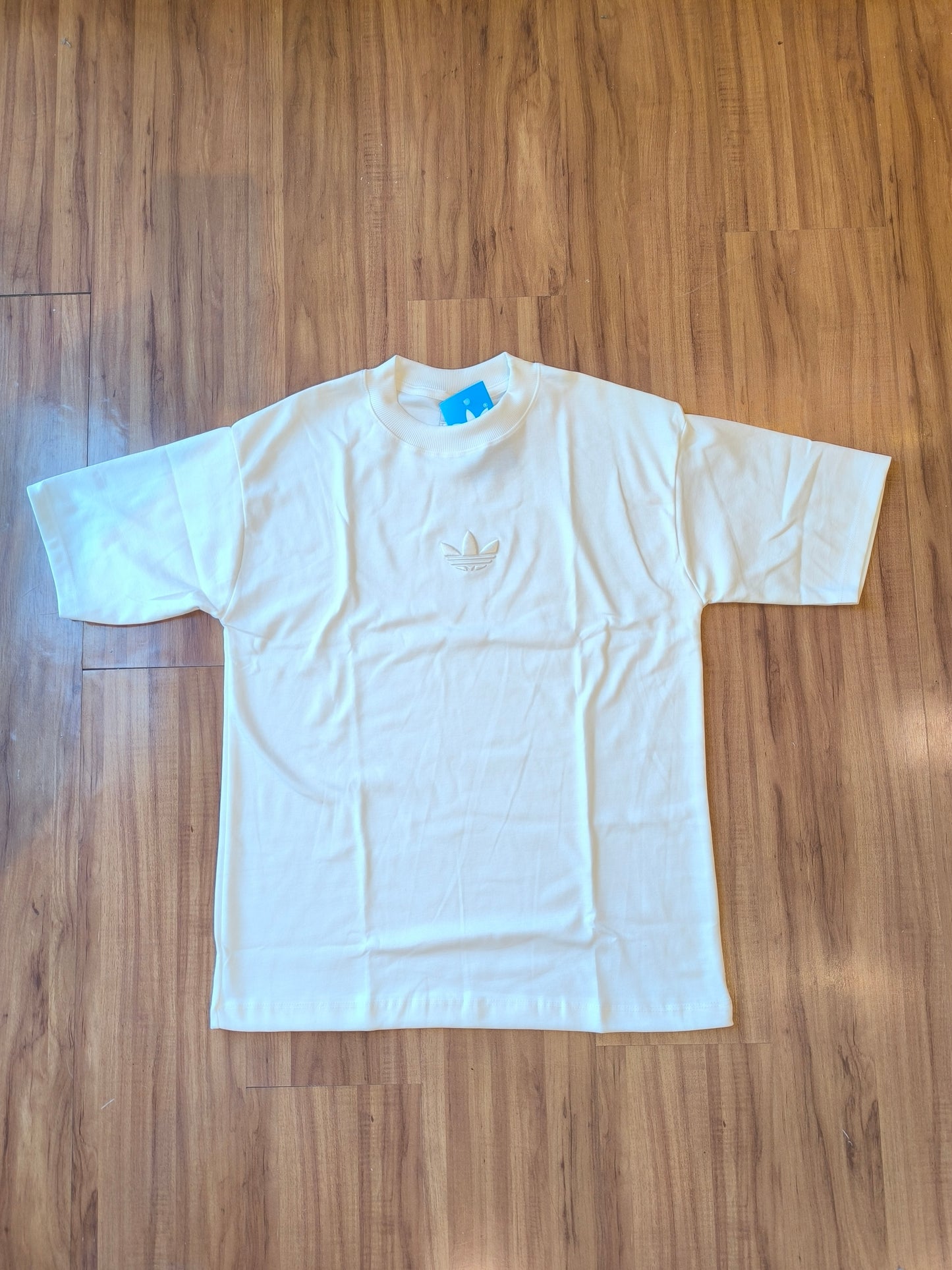 Remera Oversized ADI Basiq