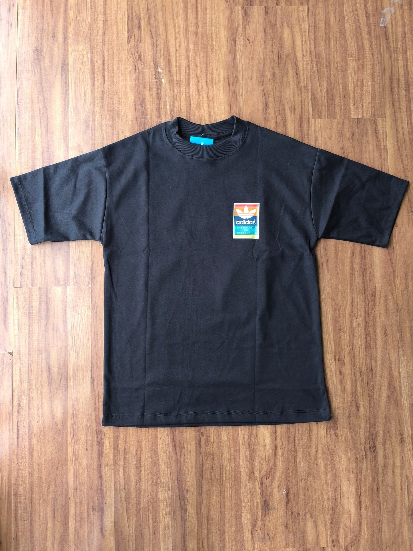 Remera Oversized ADI Raimbow