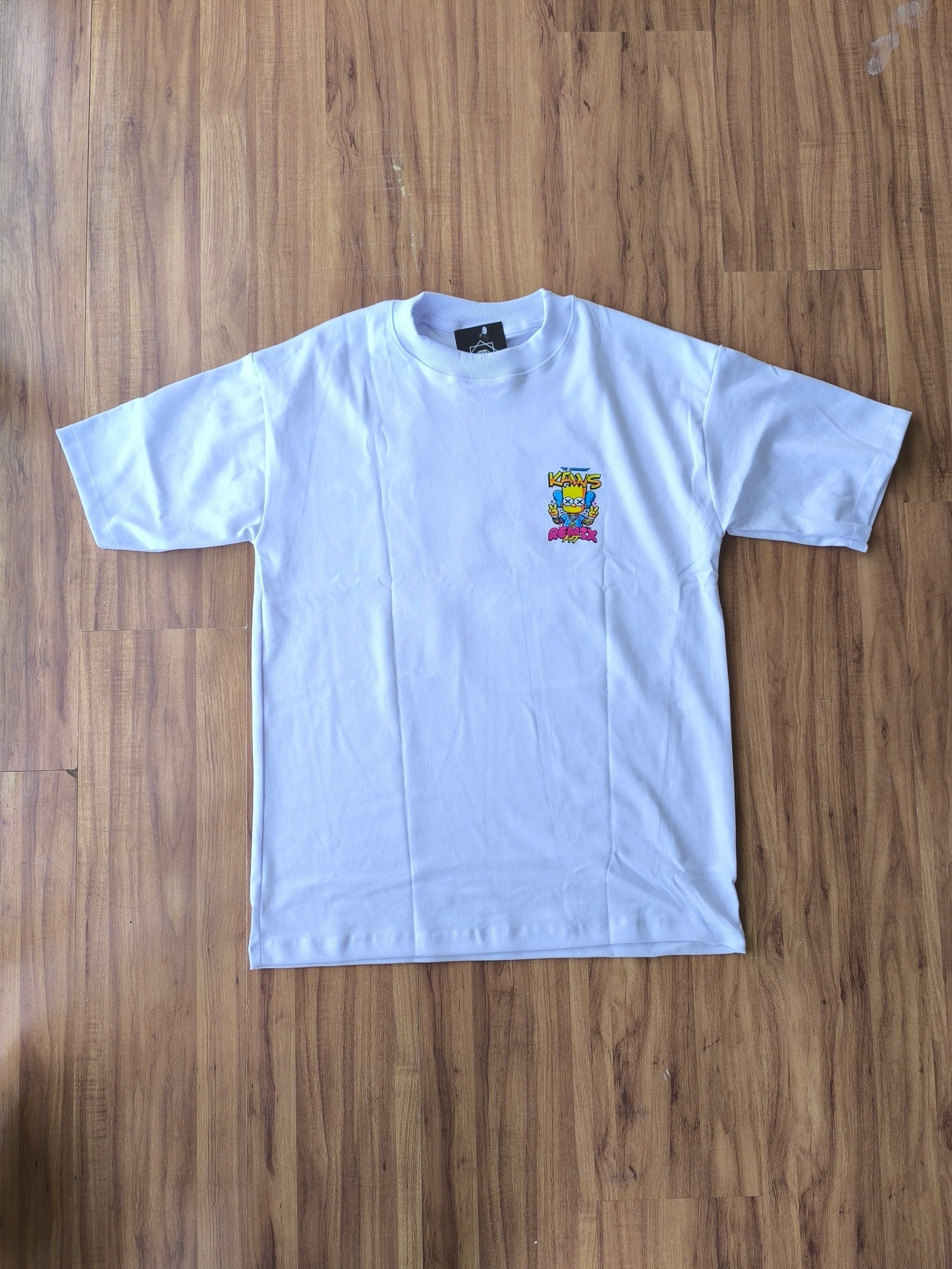Remera Oversized Kaws Bart Remix